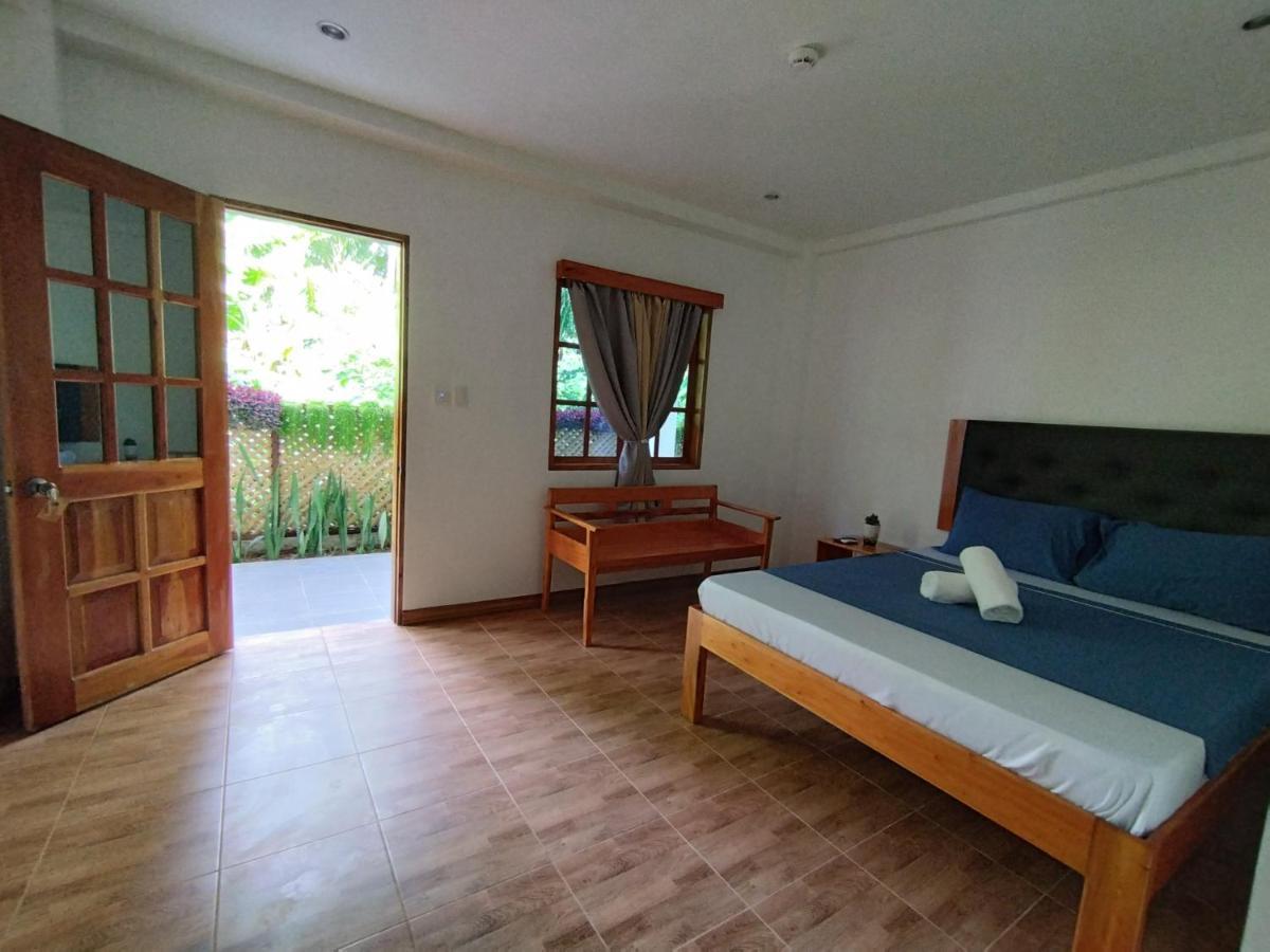 White Bada Guesthouse Siquijor Δωμάτιο φωτογραφία