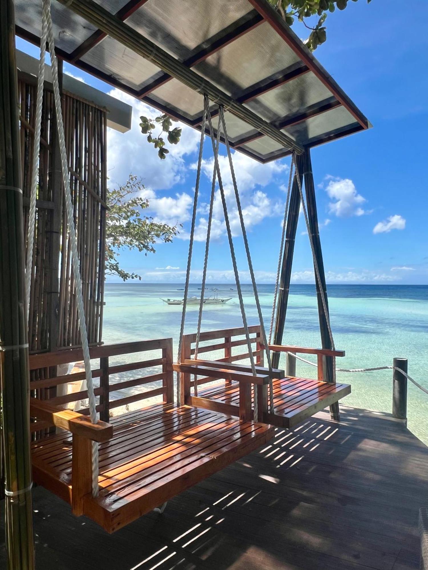 White Bada Guesthouse Siquijor Εξωτερικό φωτογραφία